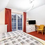 Haus Lindenfuerst *